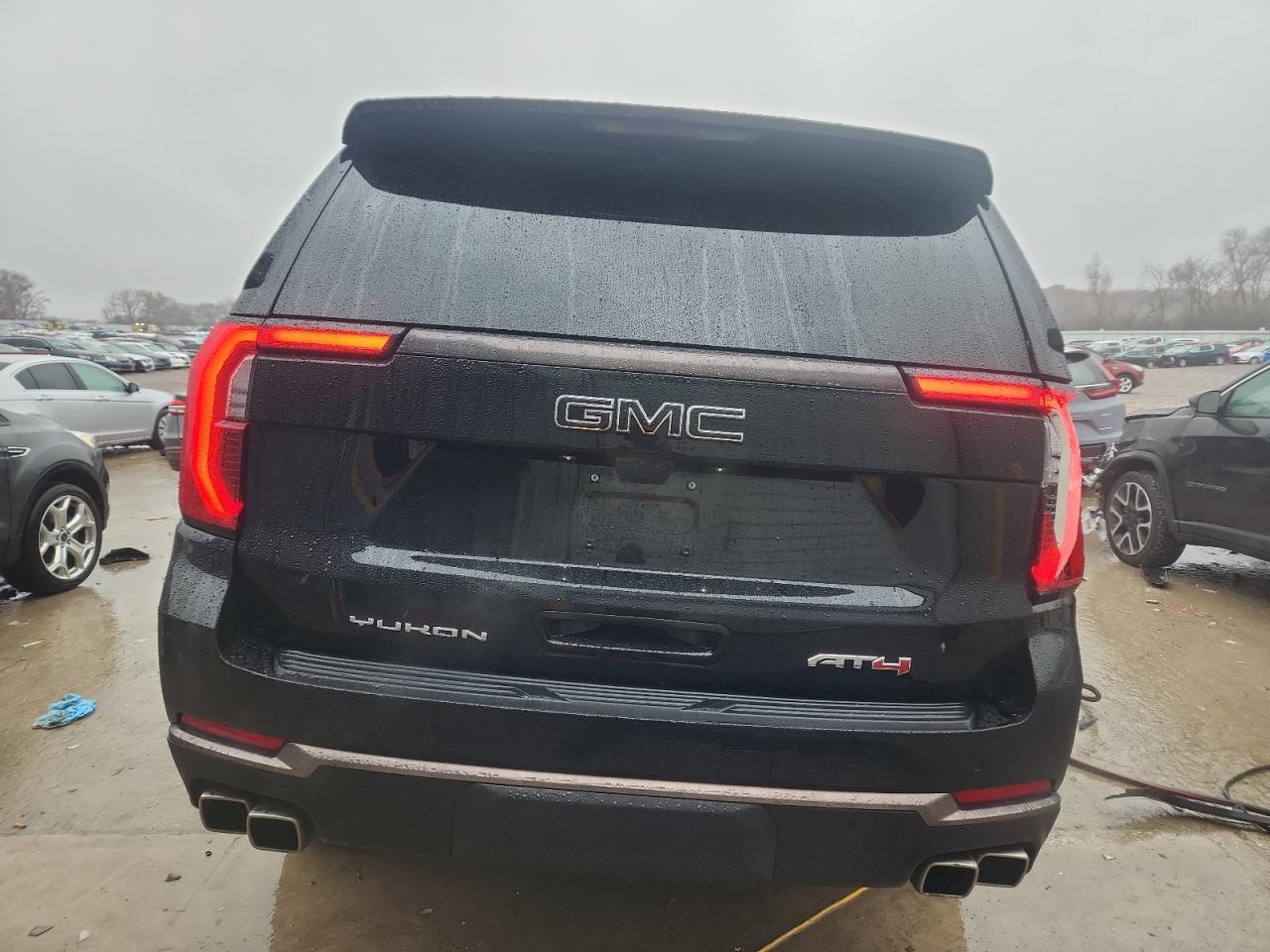 2025 GMC Yukon At4 Ultimate - Image 6