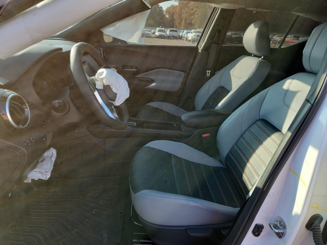 2024 Nissan Kicks Sr - Image 7