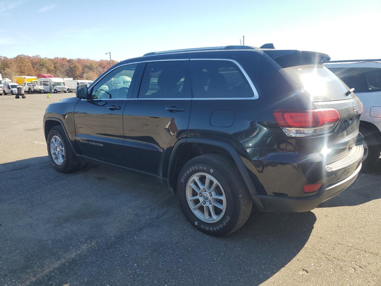 2020 Jeep Grand Cherokee Laredo - Фото 2