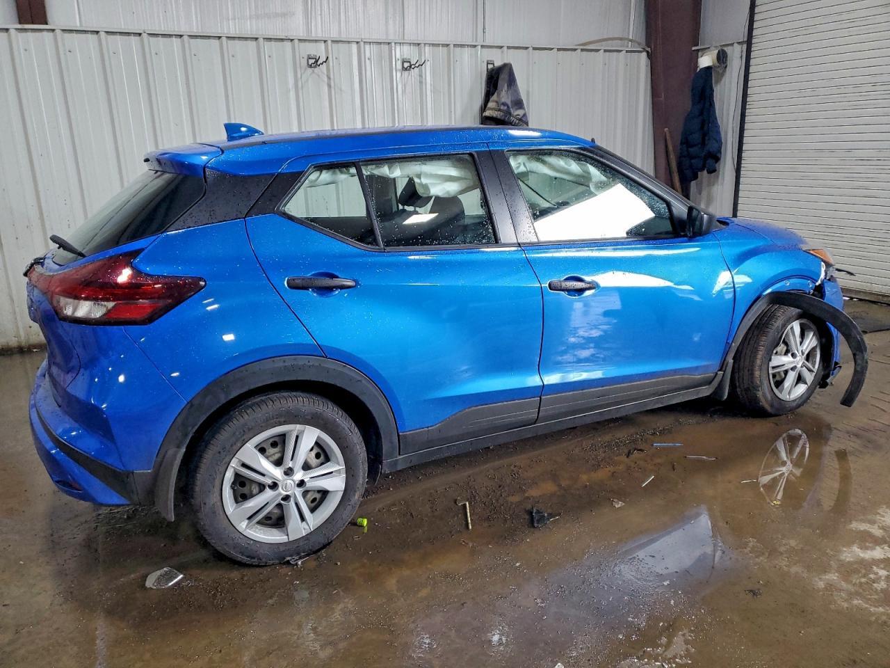 2021 Nissan Kicks S - Фото 3