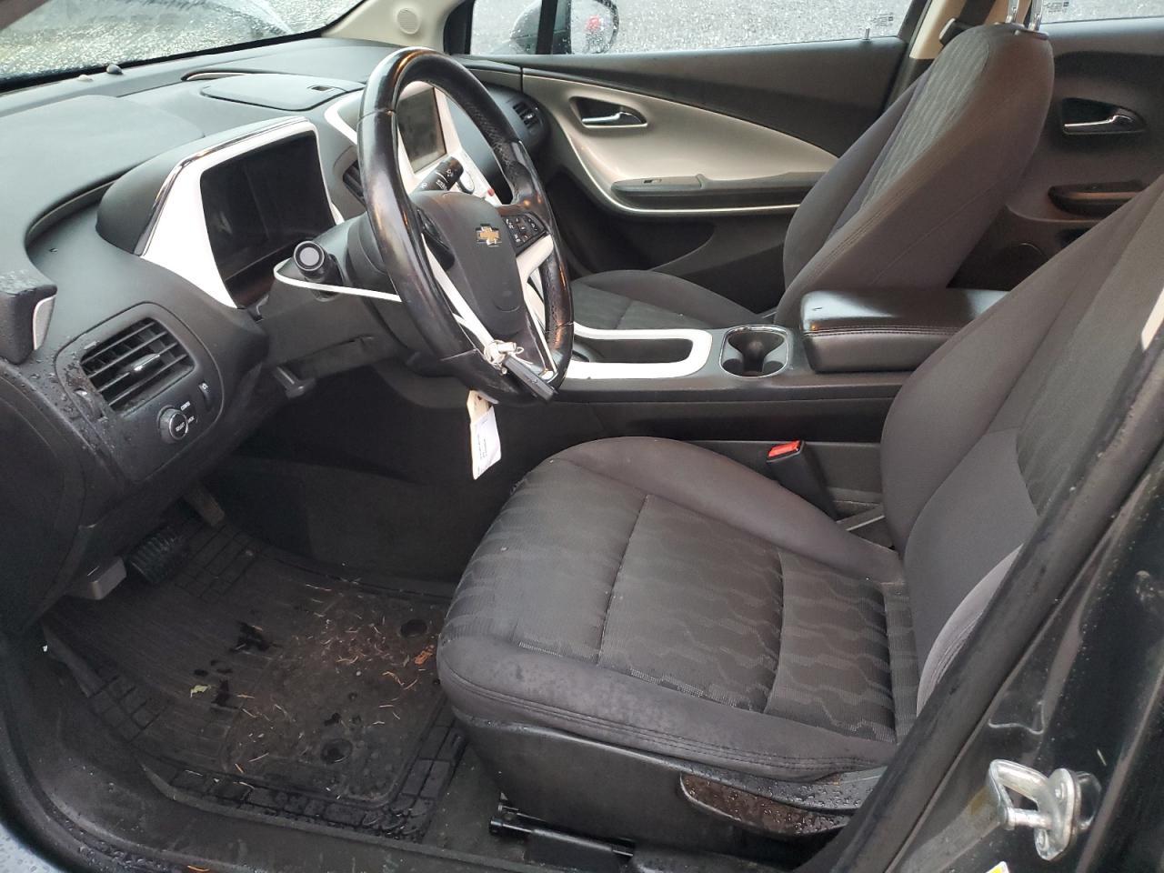 2013 Chevrolet Volt - Image 7