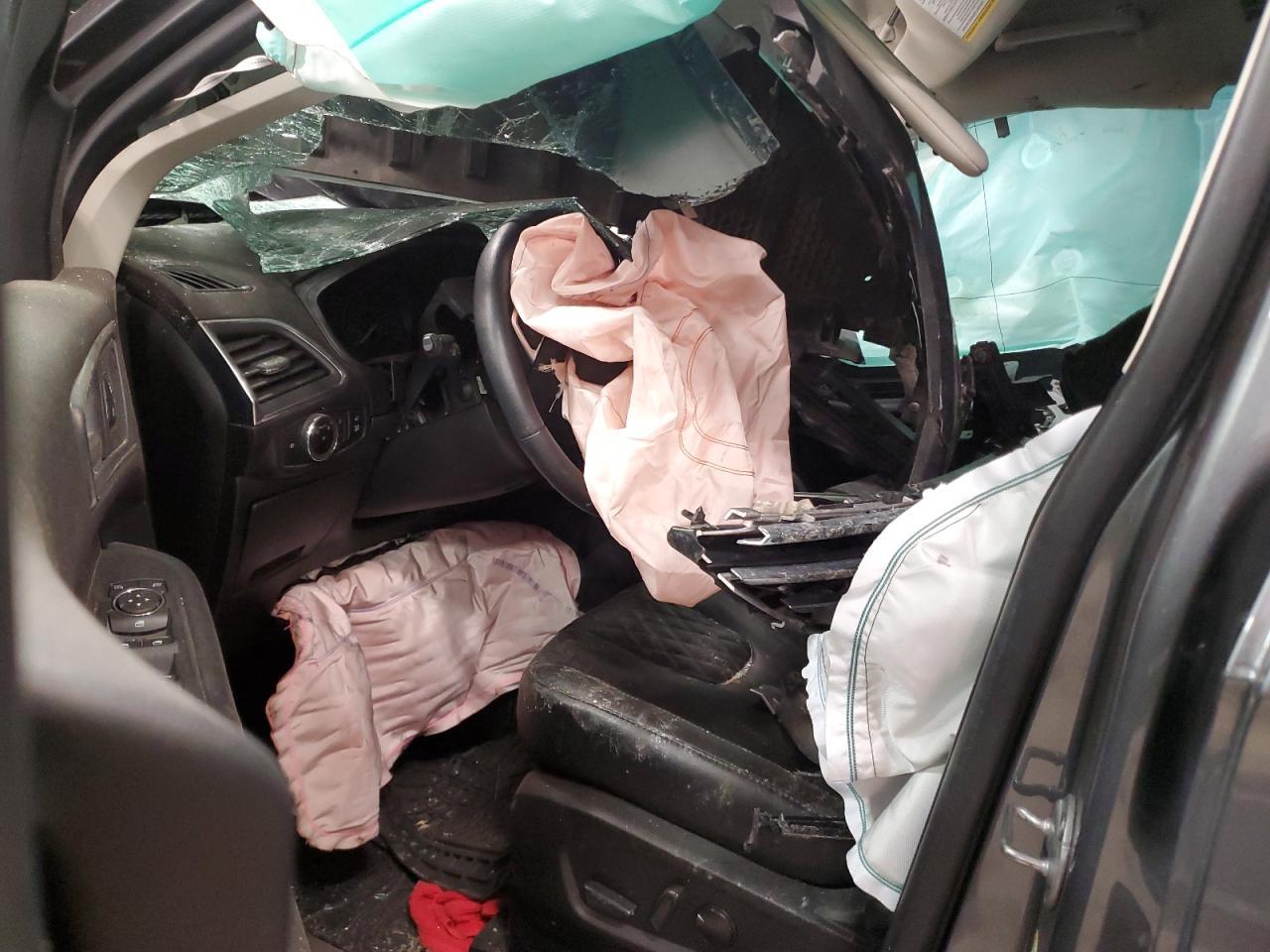 2024 Ford Edge Titanium - Image 7