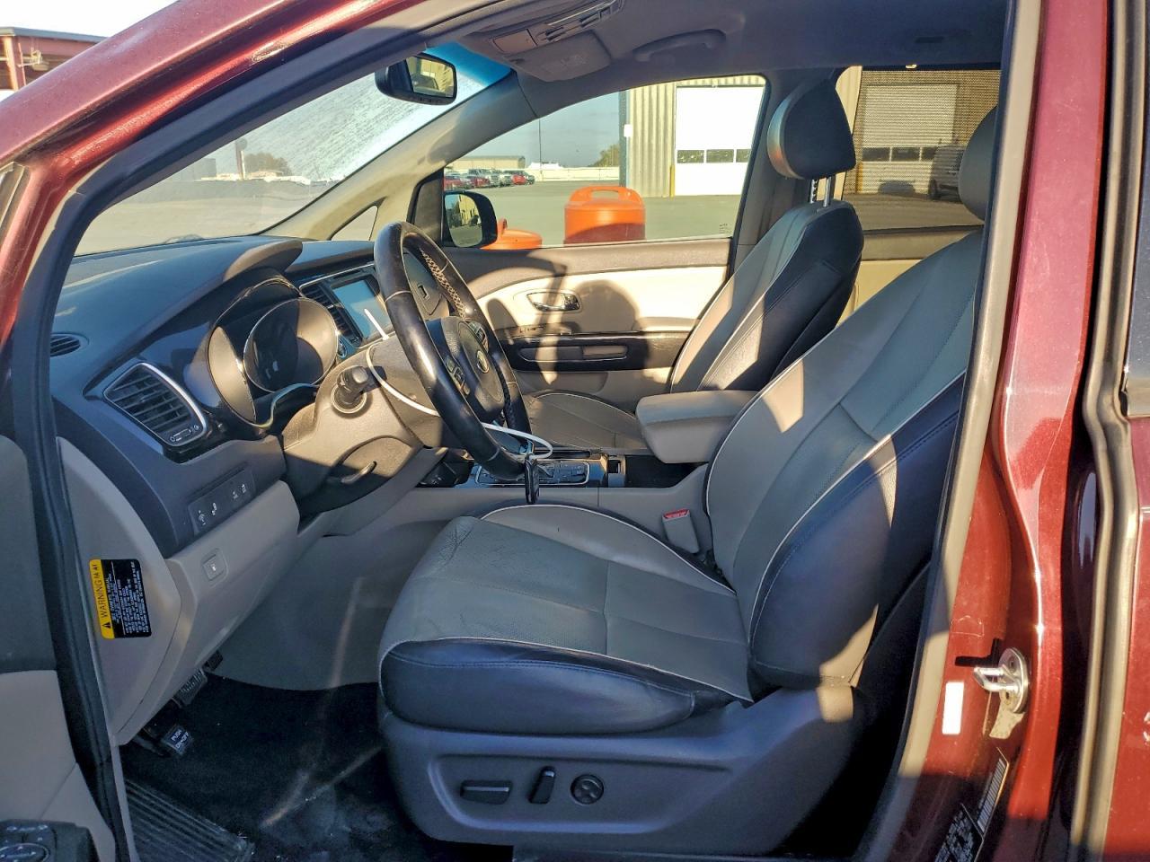 2016 Kia Sedona Ex - Фото 7