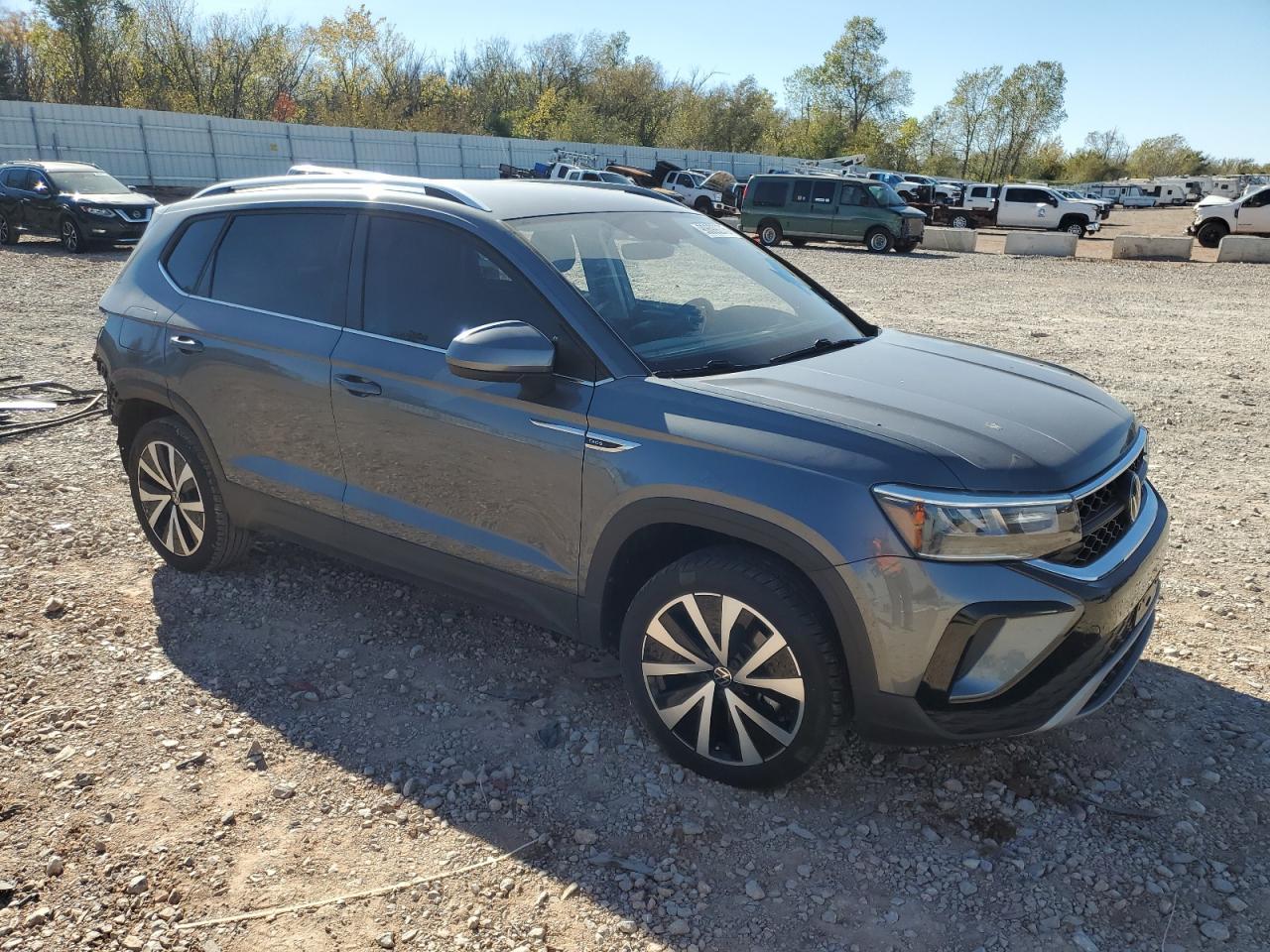 2024 Volkswagen Taos Se - Фото 4