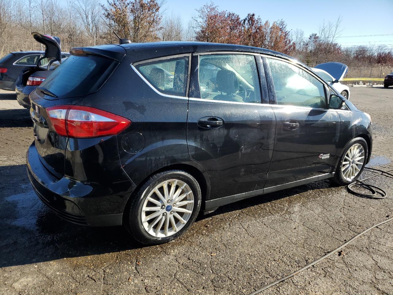 2015 Ford C-Max Premium Sel - Image 3