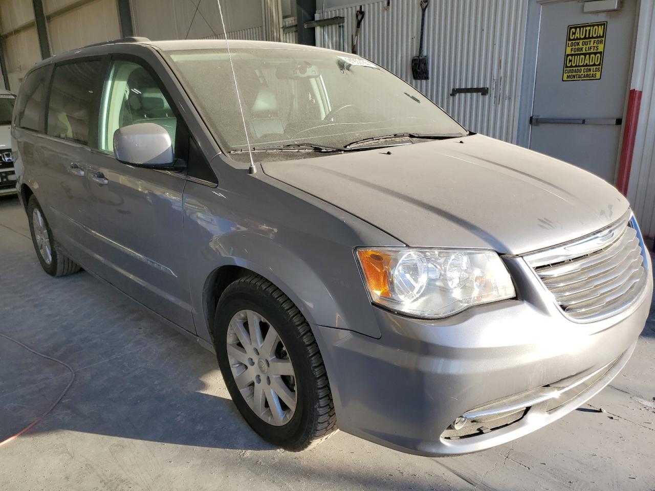 2015 Chrysler Town & Country Touring - Фото 4