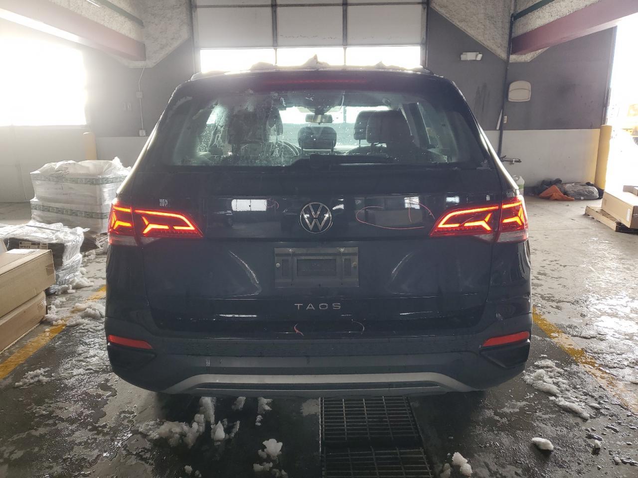 2022 Volkswagen Taos S - Фото 6