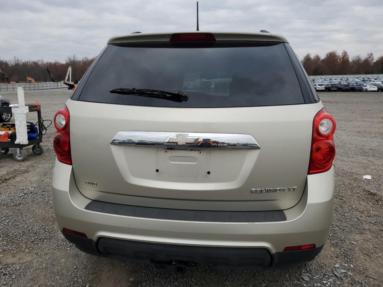 2014 Chevrolet Equinox - Image 6