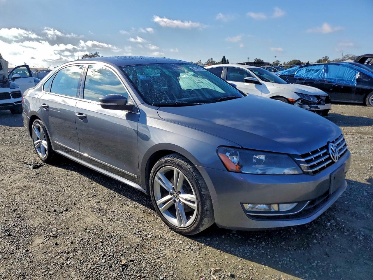 2014 Volkswagen Passat Se - Фото 4