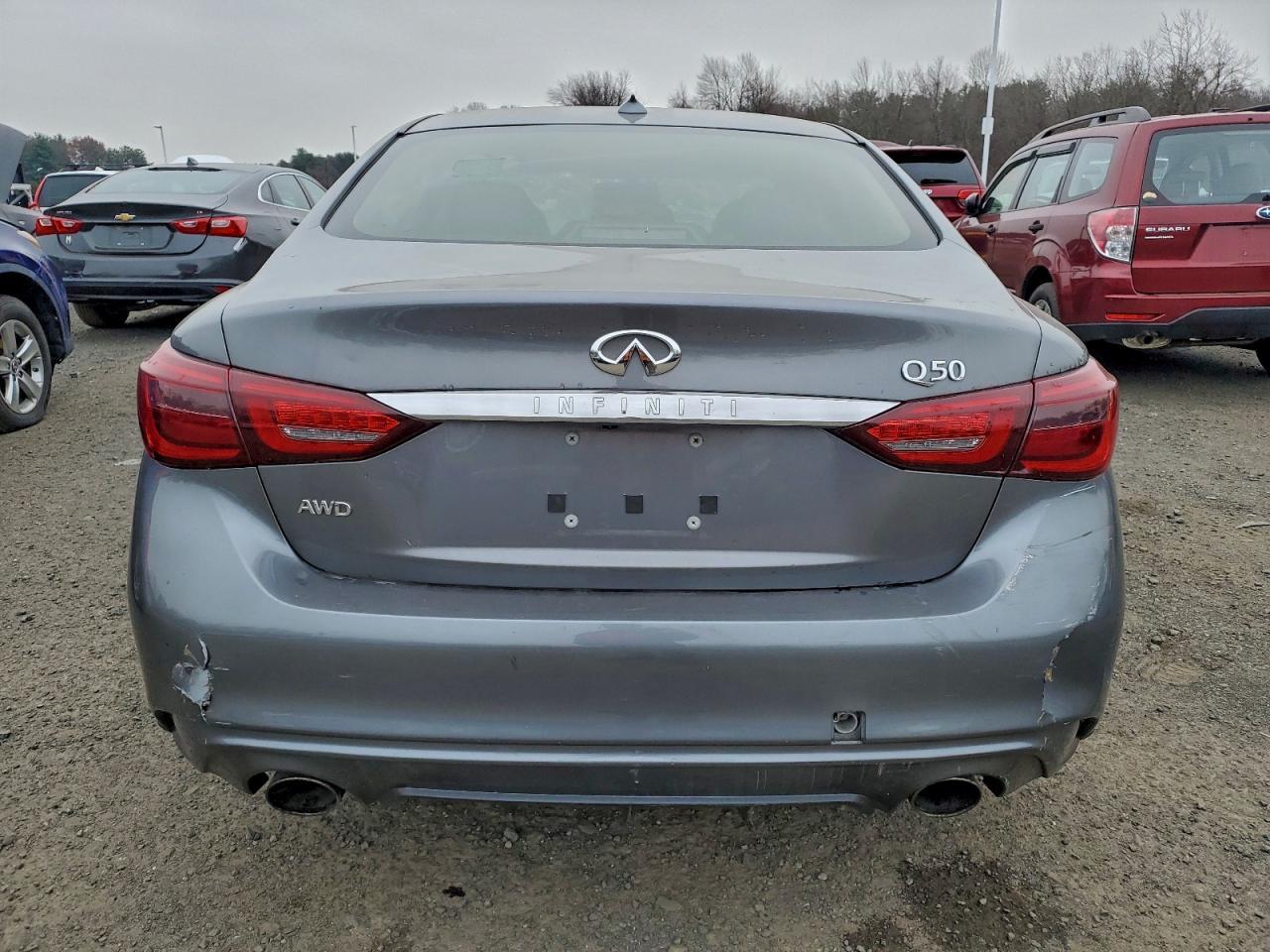 2018 Infiniti Q50 Luxe - Image 6