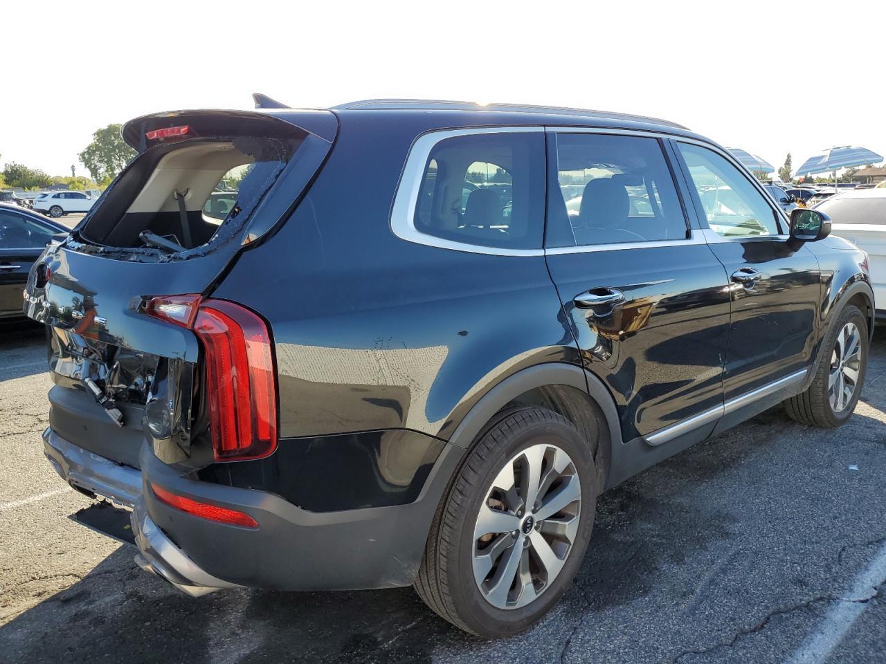 2021 Kia Telluride S - Image 3