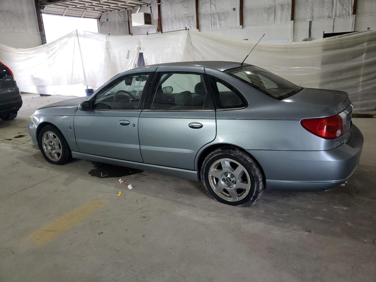 2005 Saturn L300 Level 2 - Image 2