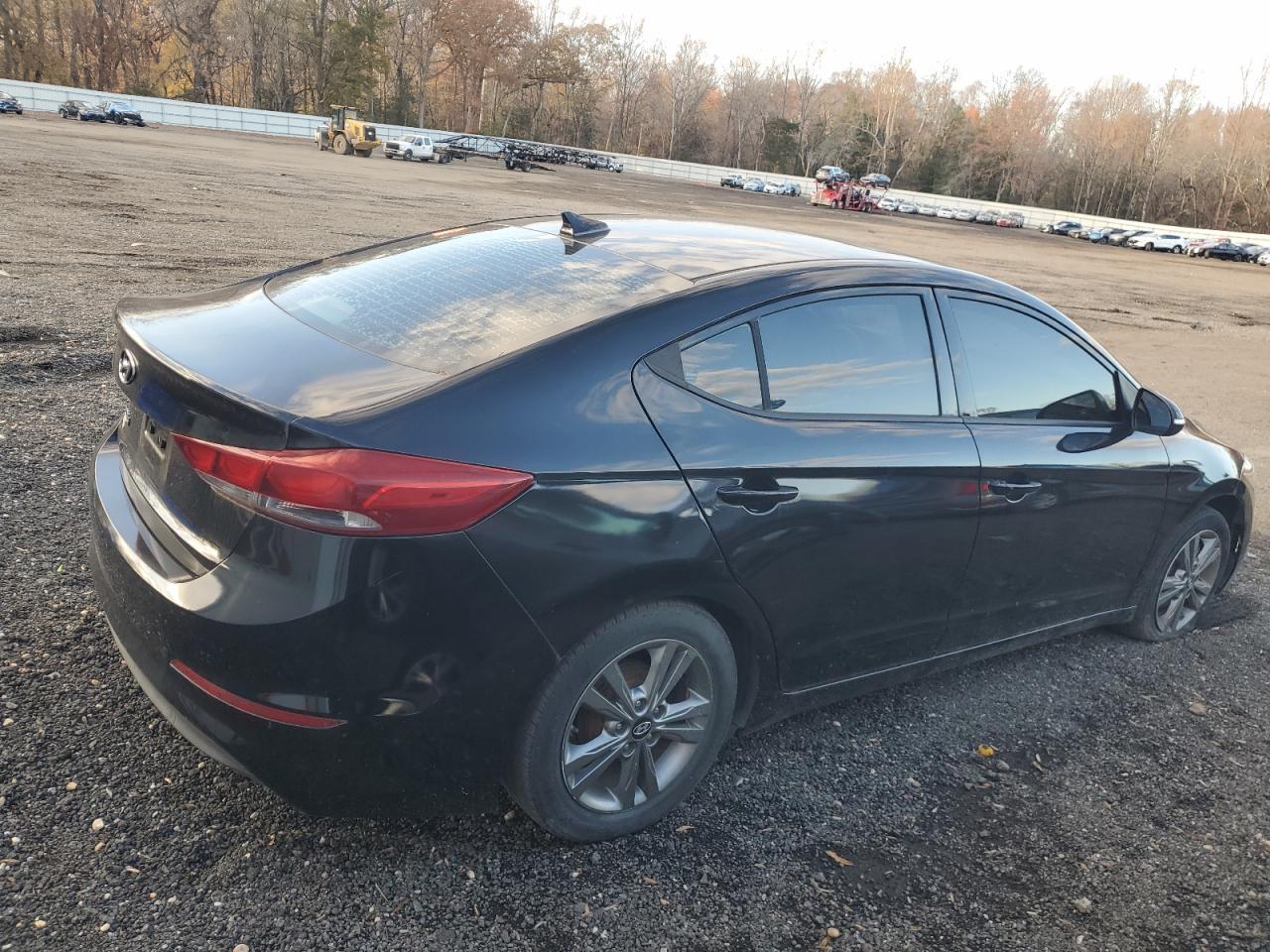 2017 Hyundai Elantra Se - Фото 3