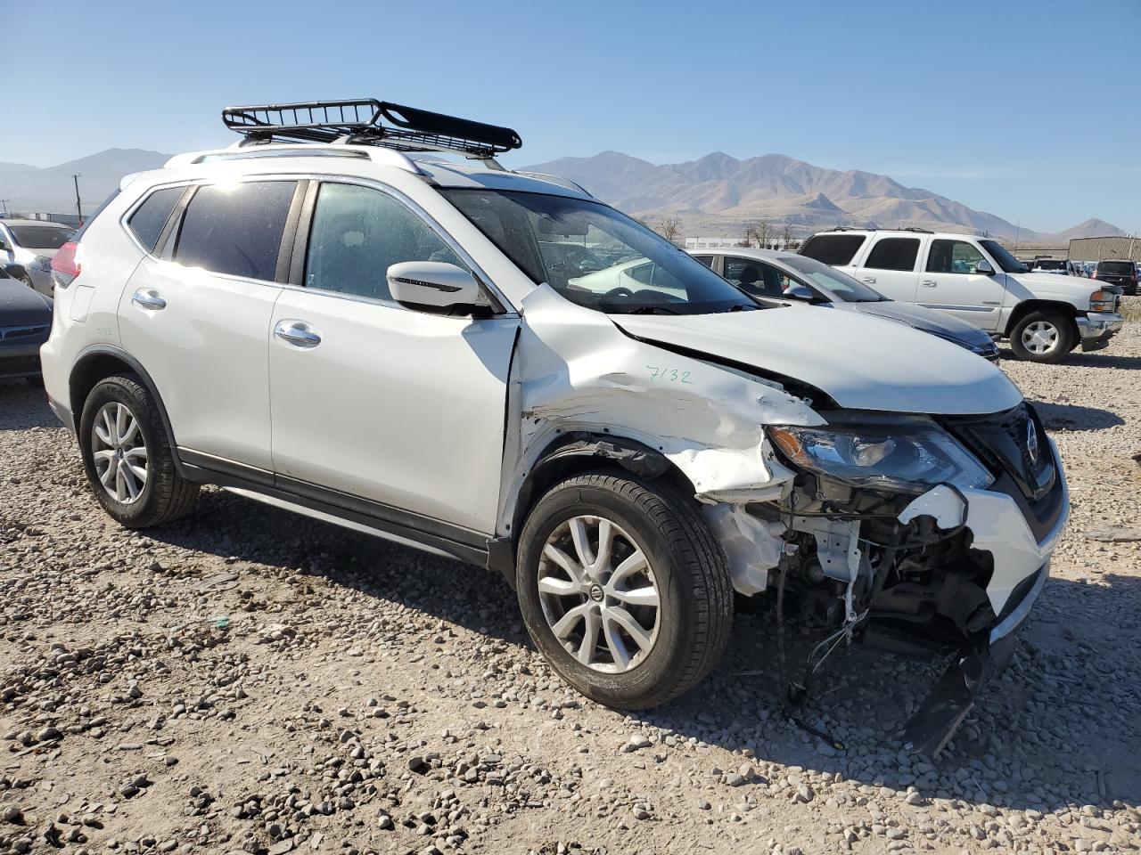 2020 Nissan Rogue S - Фото 4