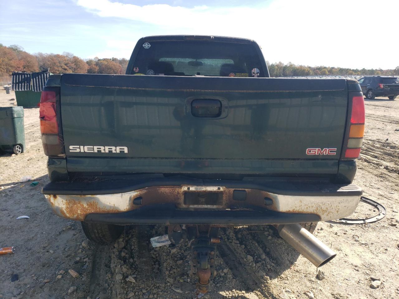 2006 GMC Sierra K2500 Heavy Duty - Image 6