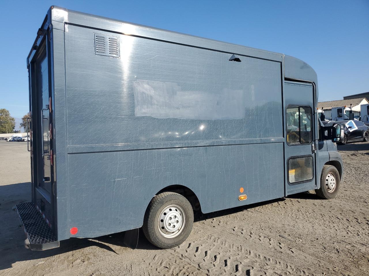 2022 Ram Promaster 3500 Step Van ** R & D - Cln Title - Pri Fleet ** - Фото 3