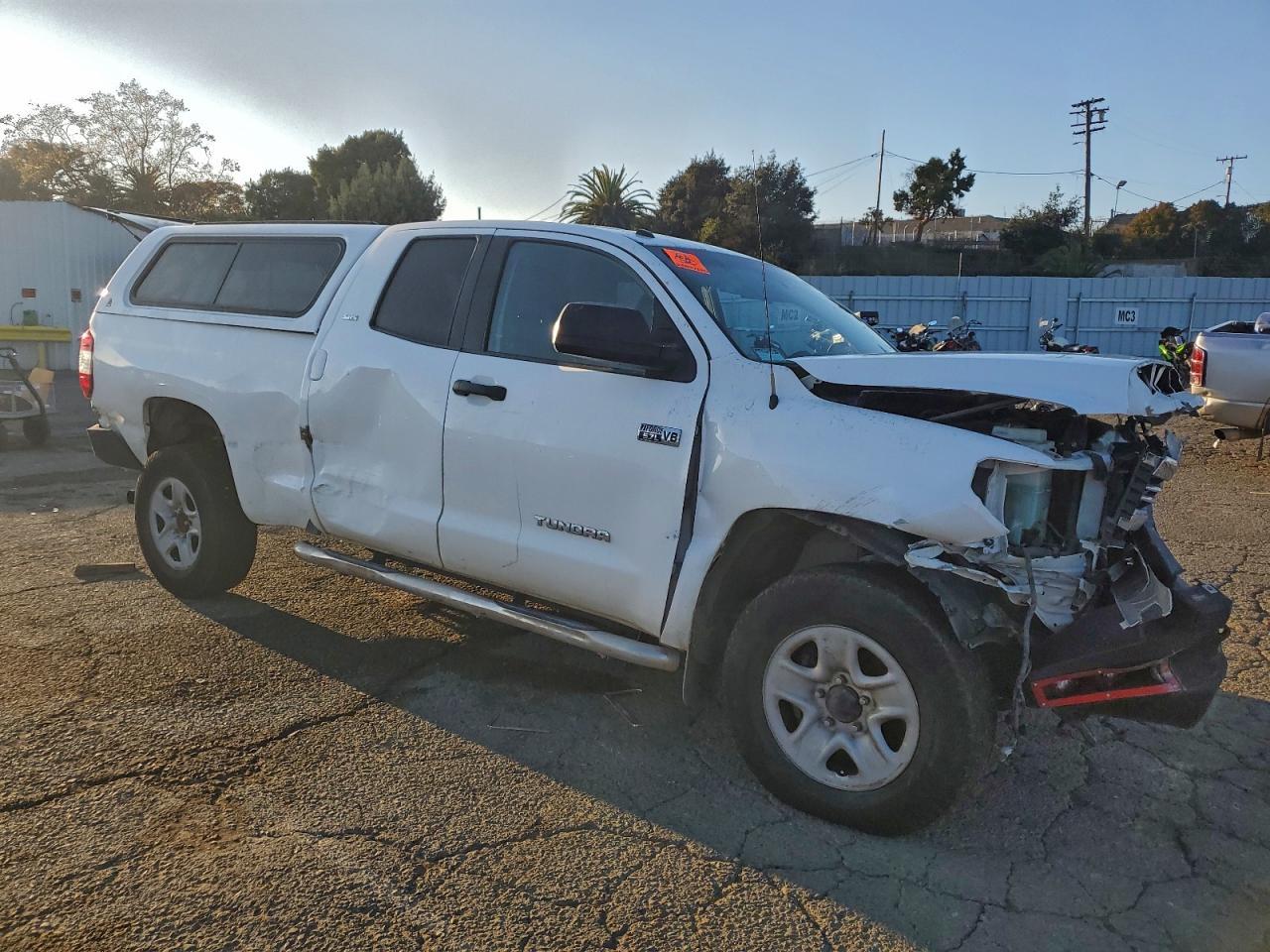 2017 Toyota Tundra Double Cab Sr - Фото 4