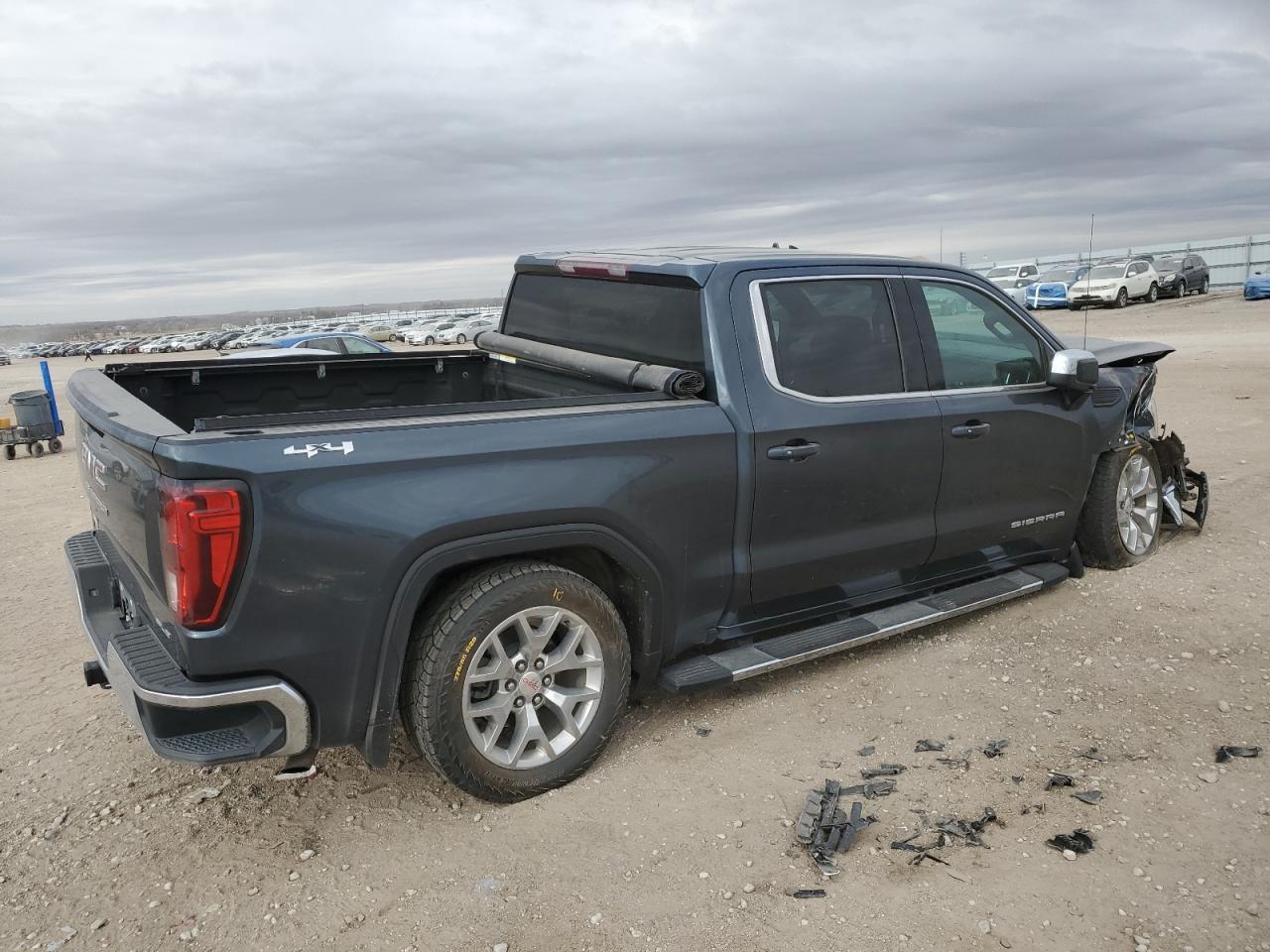 2020 GMC Sierra K1500 Sle - Фото 3
