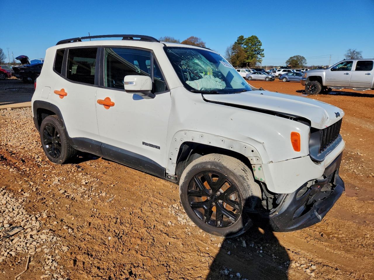 2017 Jeep Renegade Latitude - Image 4