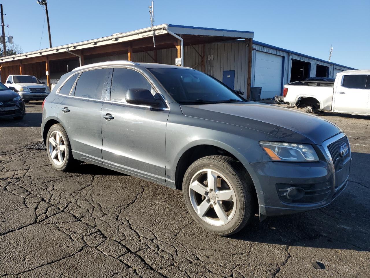 2011 Audi Q5 Premium Plus - Фото 4
