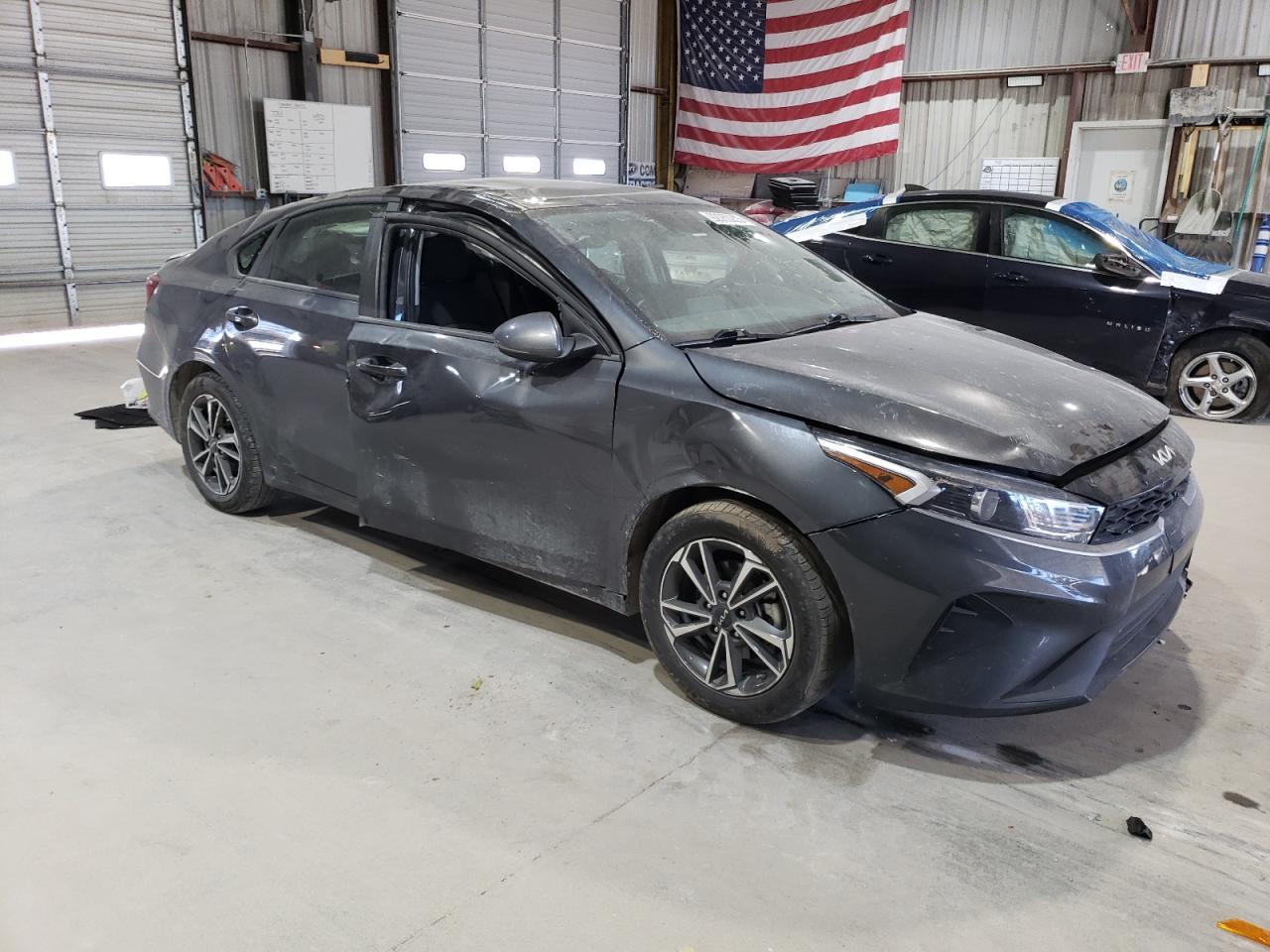 2024 Kia Forte Lx - Фото 4