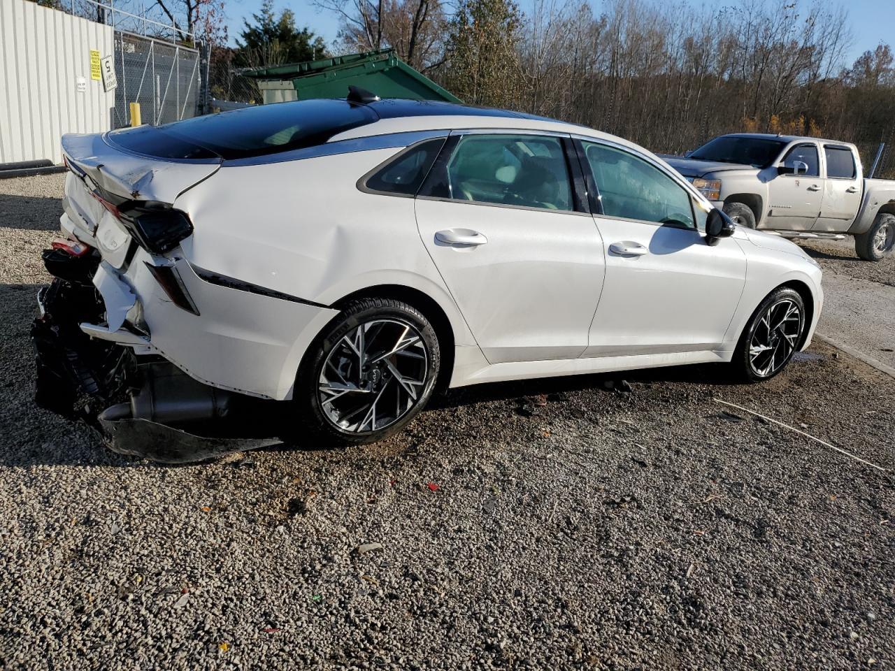 2025 Kia K5 Gt Line - Фото 3