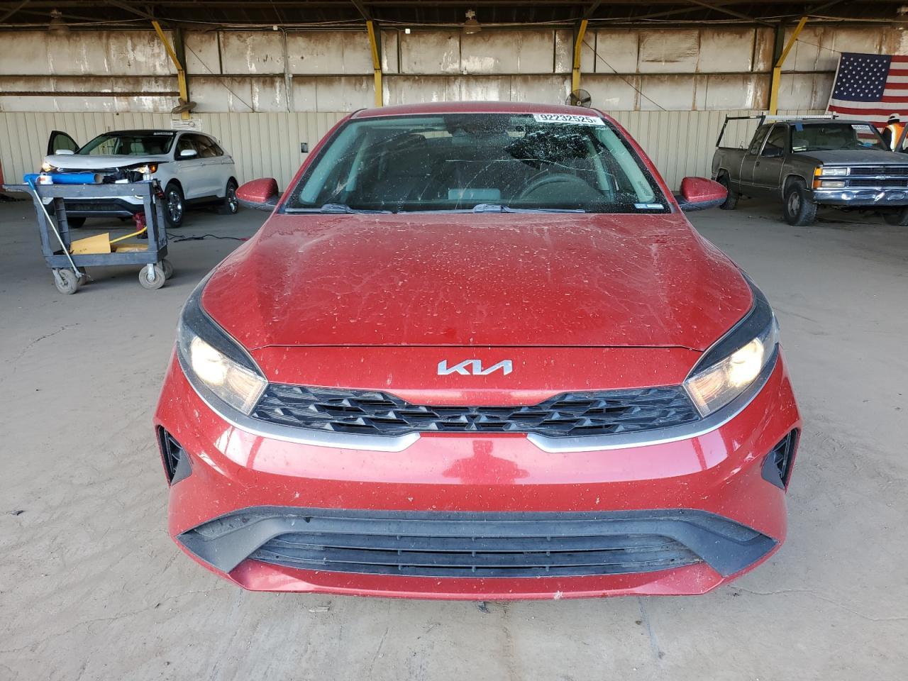 2022 Kia Forte Fe - Image 5