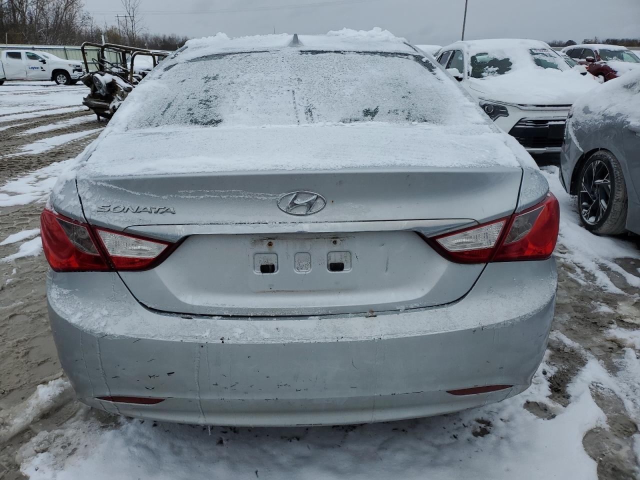 2013 Hyundai Sonata Gls - Image 6