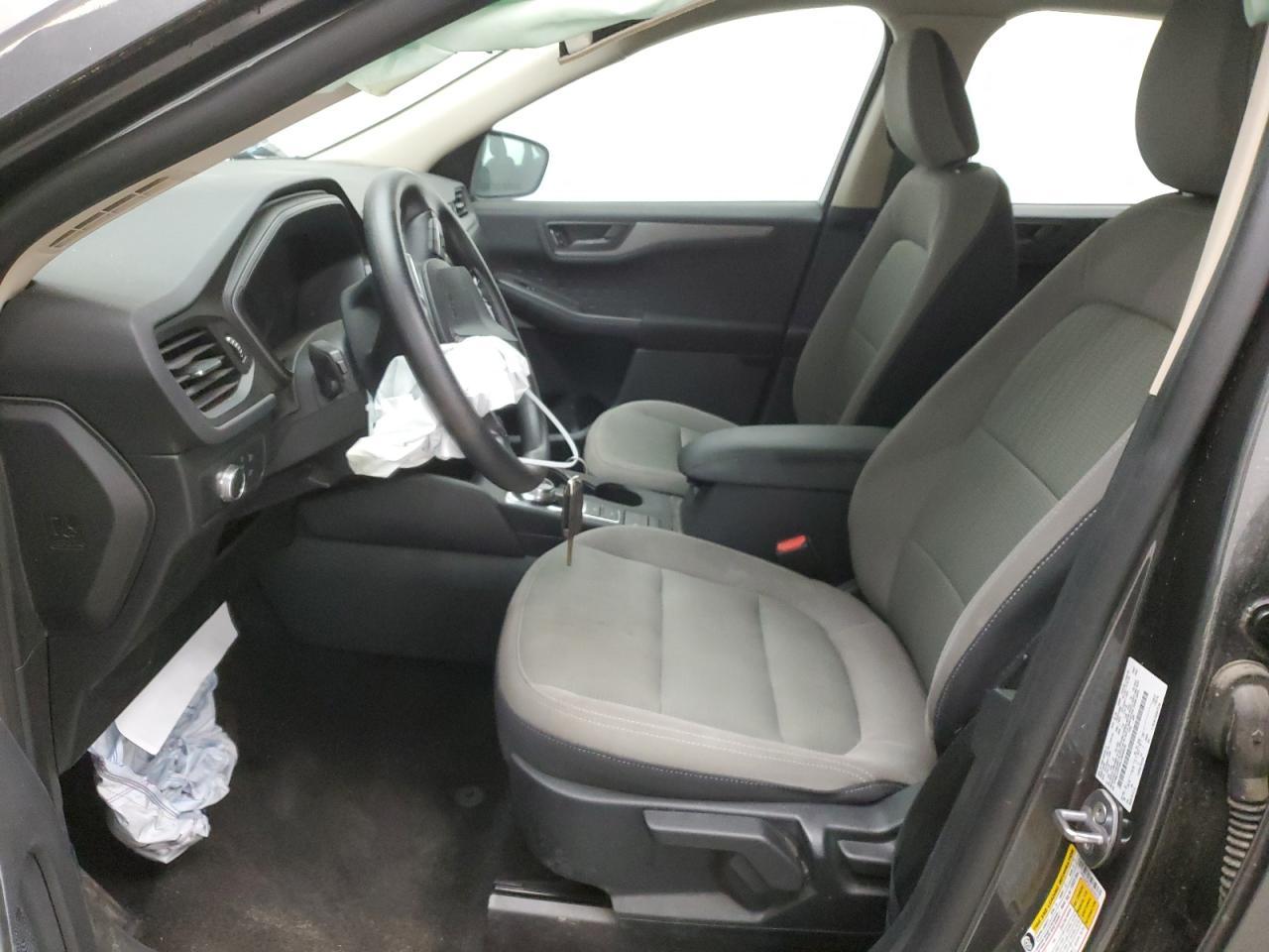 2020 Ford Escape S - Фото 7