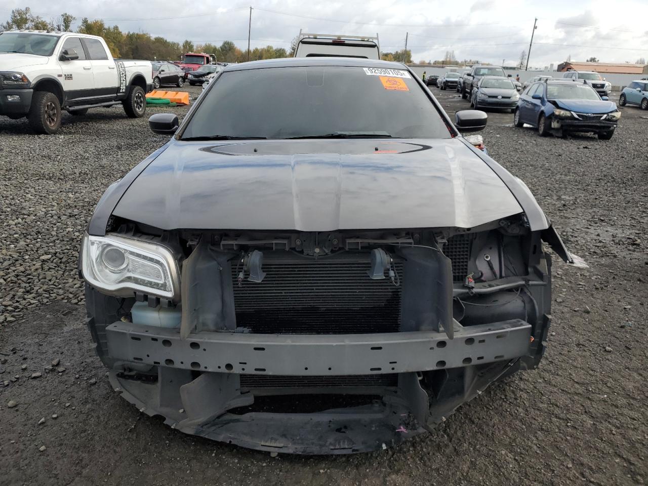2016 Chrysler 300 Limited - Фото 5