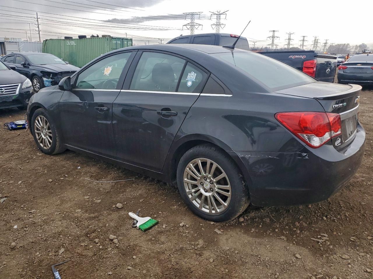 2013 Chevrolet Cruze Eco - Image 2