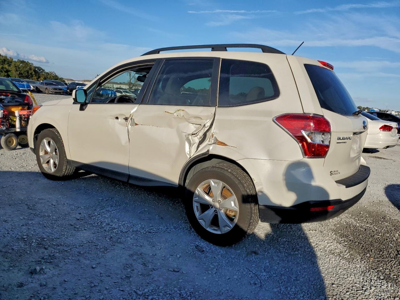 2015 Subaru Forester 2.5I Premium - Image 2