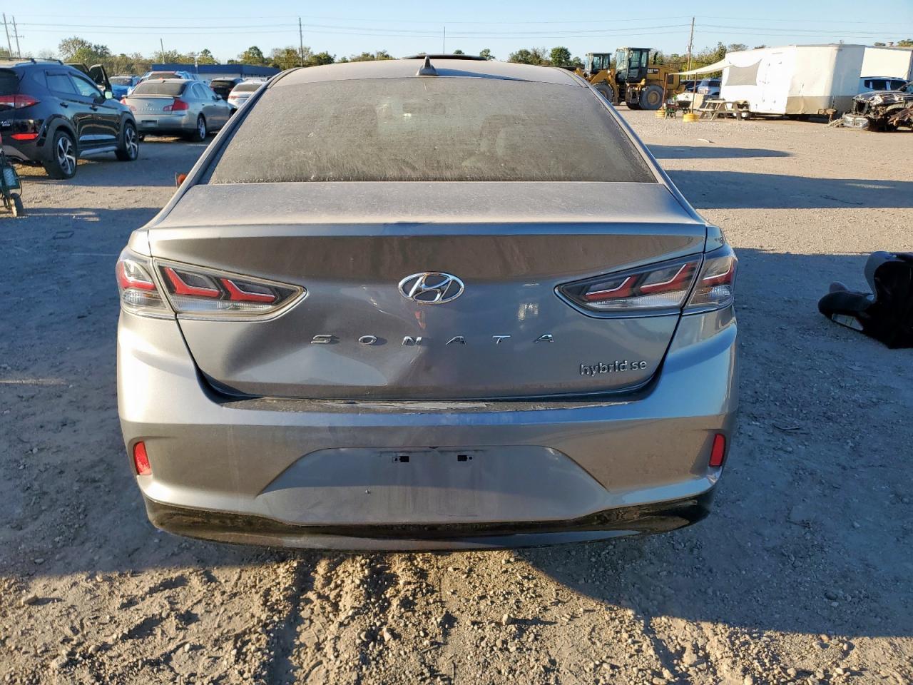 2018 Hyundai Sonata Hybrid - Image 6