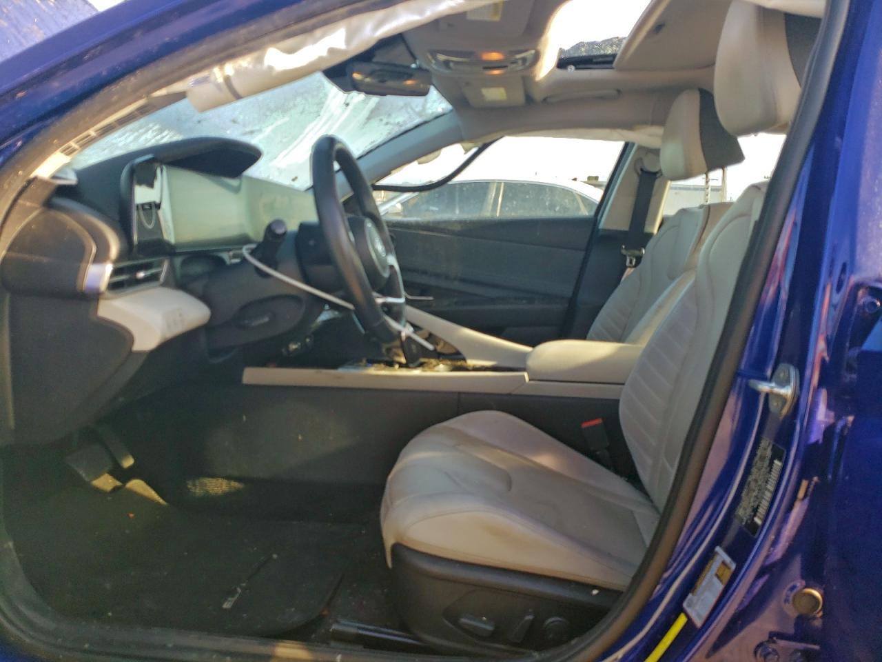 2021 Hyundai Elantra Limited - Фото 7