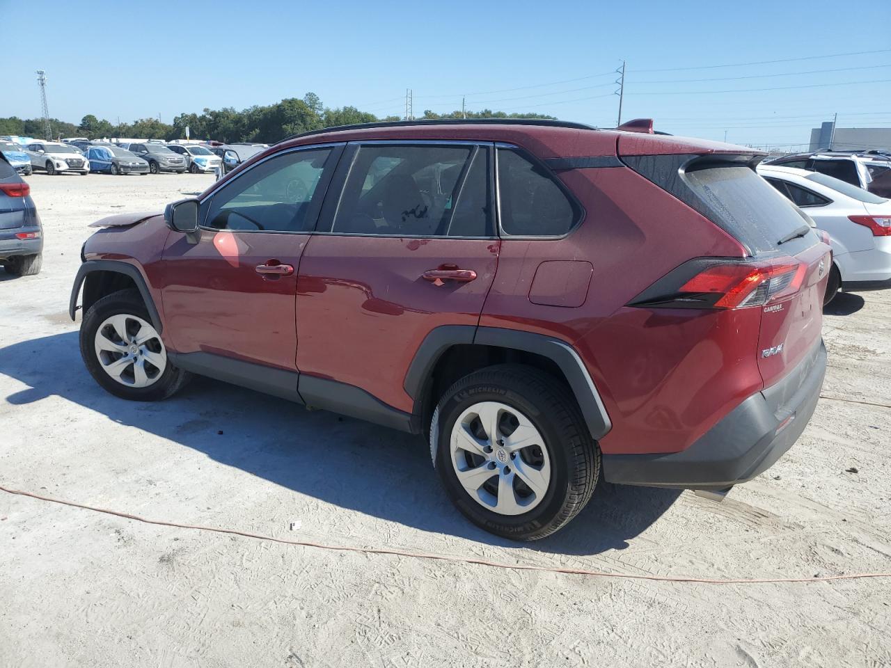 2021 Toyota Rav4 Le - Фото 2