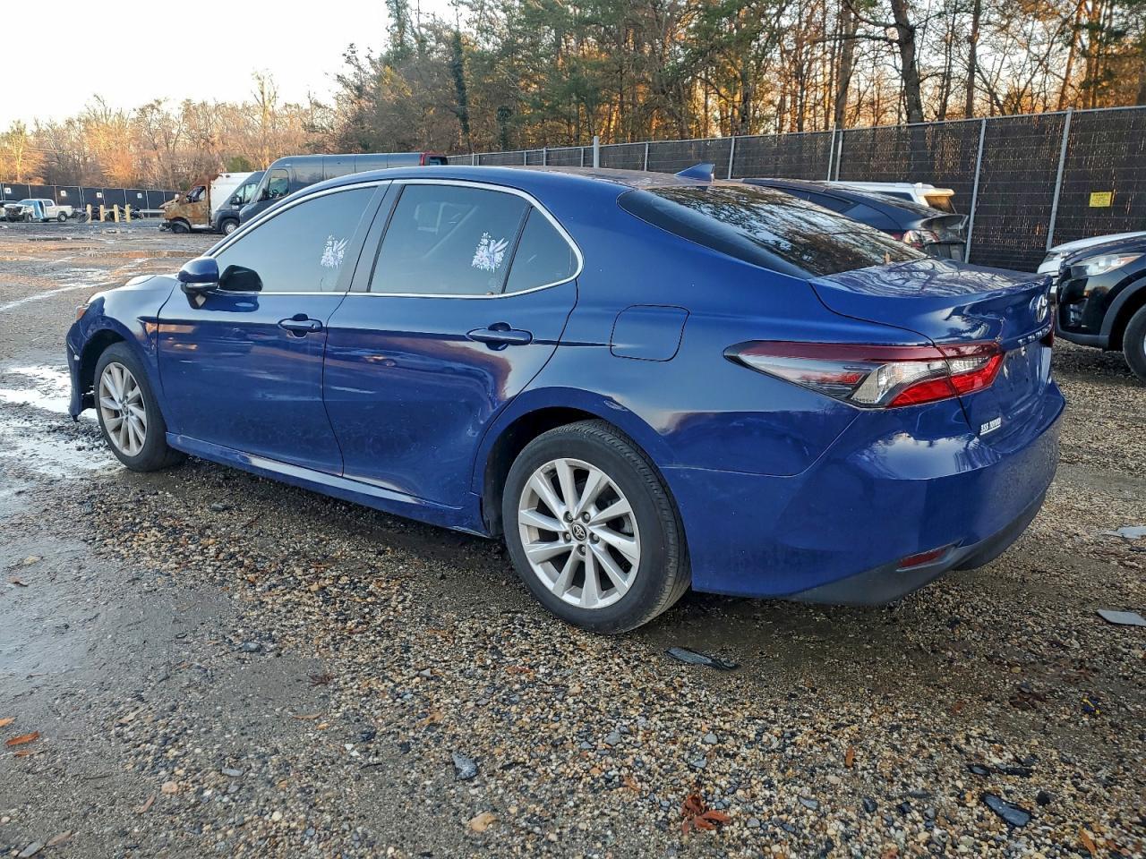 2023 Toyota Camry Le * Clean Title * Prior Repo * - Фото 2