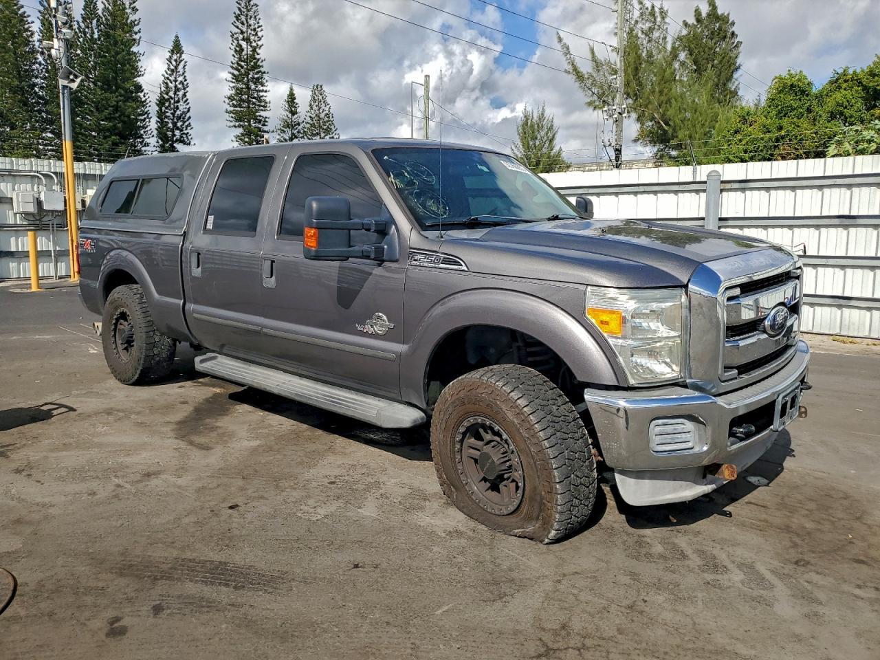 2011 Ford F250 Super Duty - Фото 4