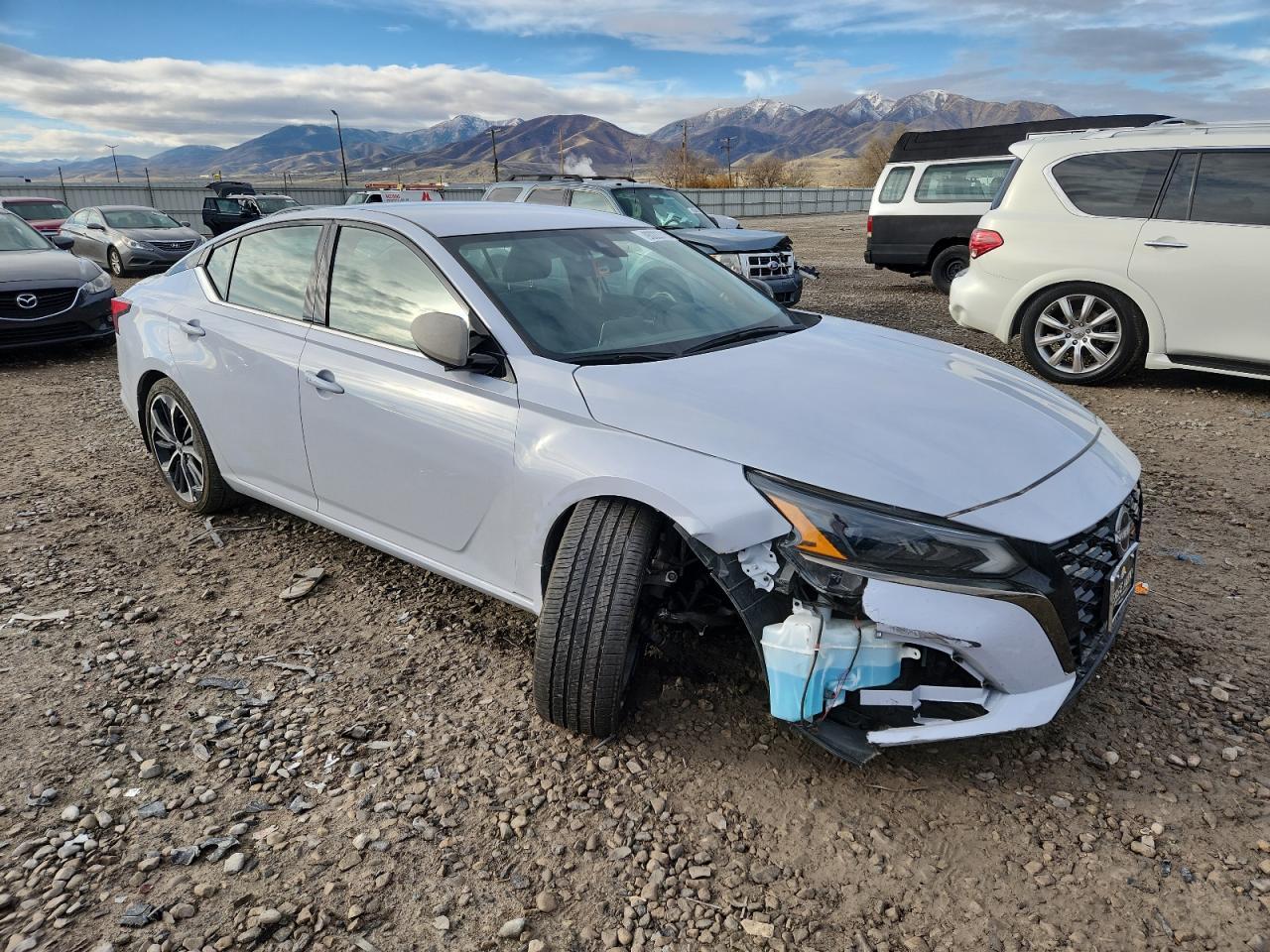 2024 Nissan Altima Sr - Фото 4