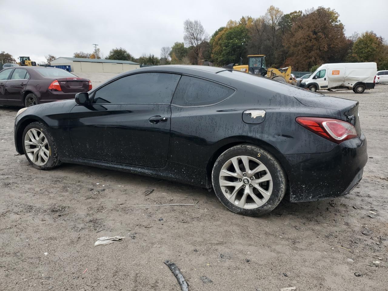 2013 Hyundai Genesis Coupe 2.0T - Фото 2