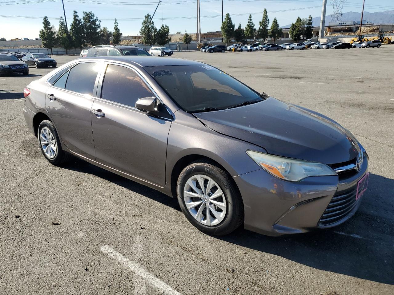 2015 Toyota Camry Le - Фото 4