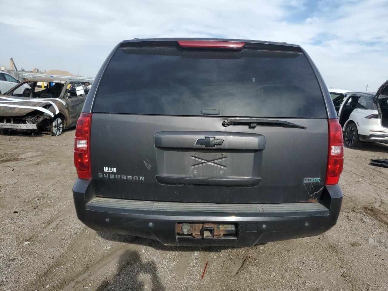 2010 Chevrolet Suburban K1500 Lt - Image 6