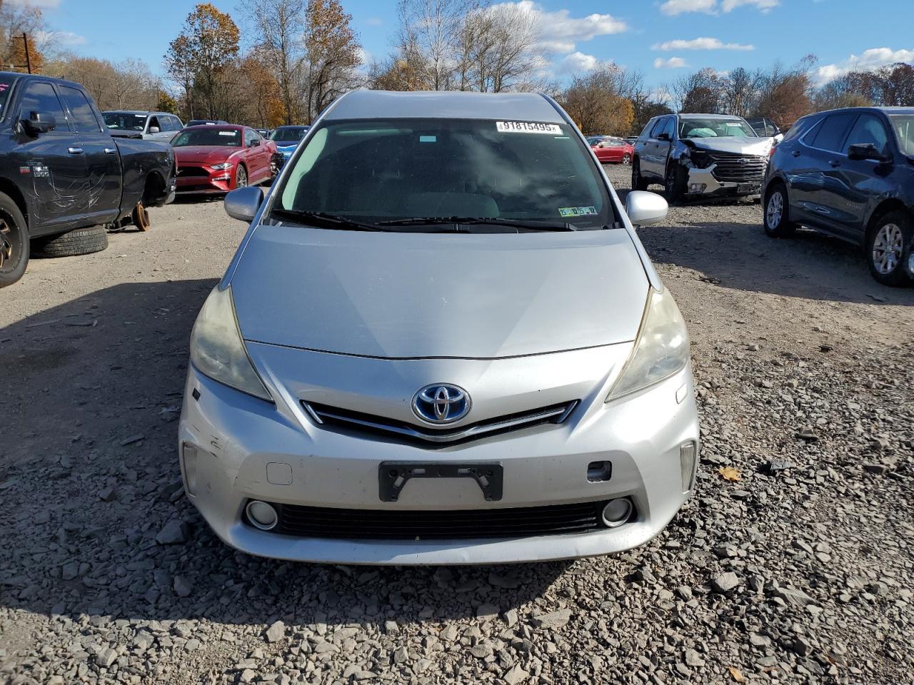 2012 Toyota Prius V - Фото 5