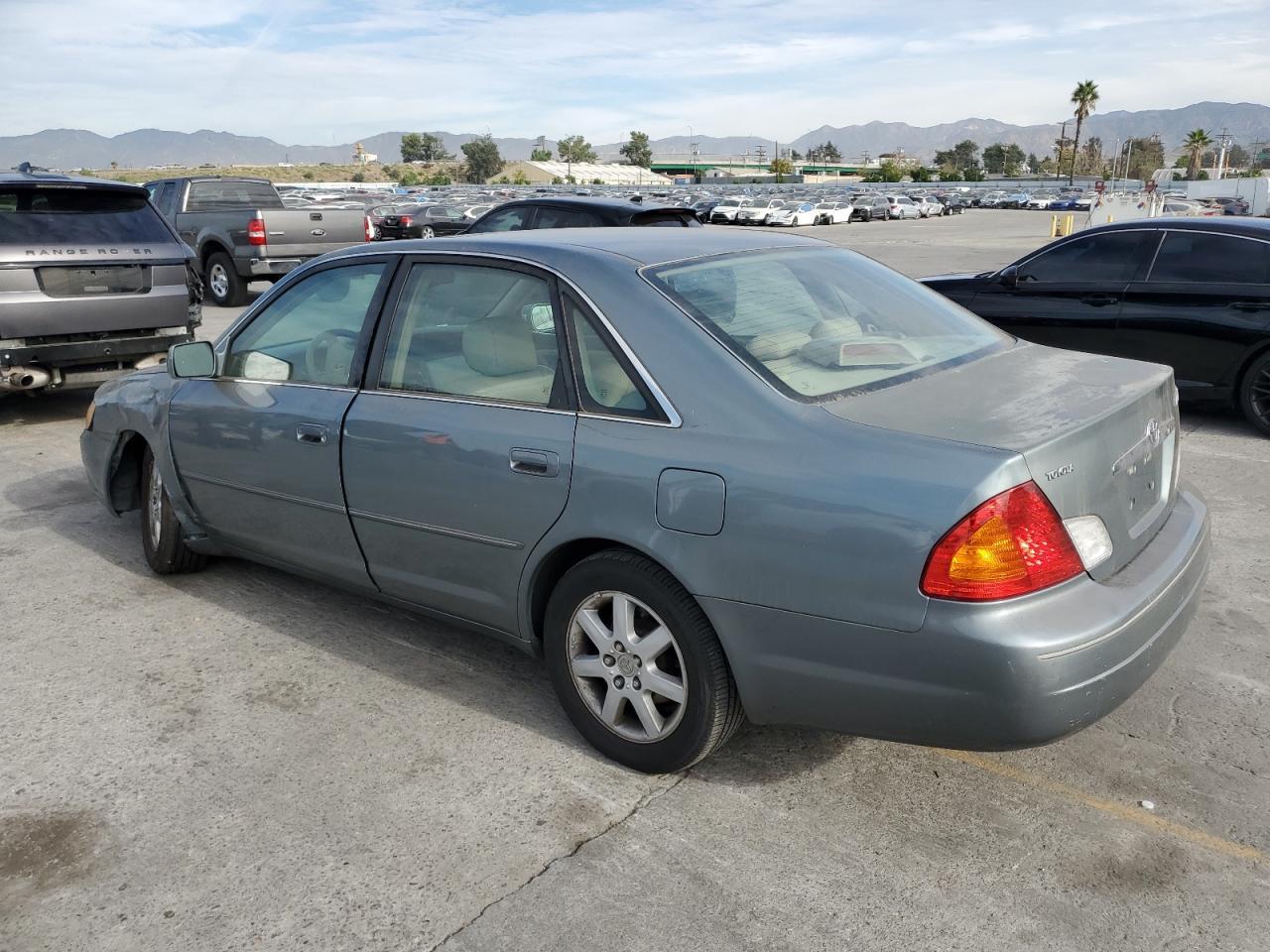2000 Toyota Avalon Xl - Фото 2