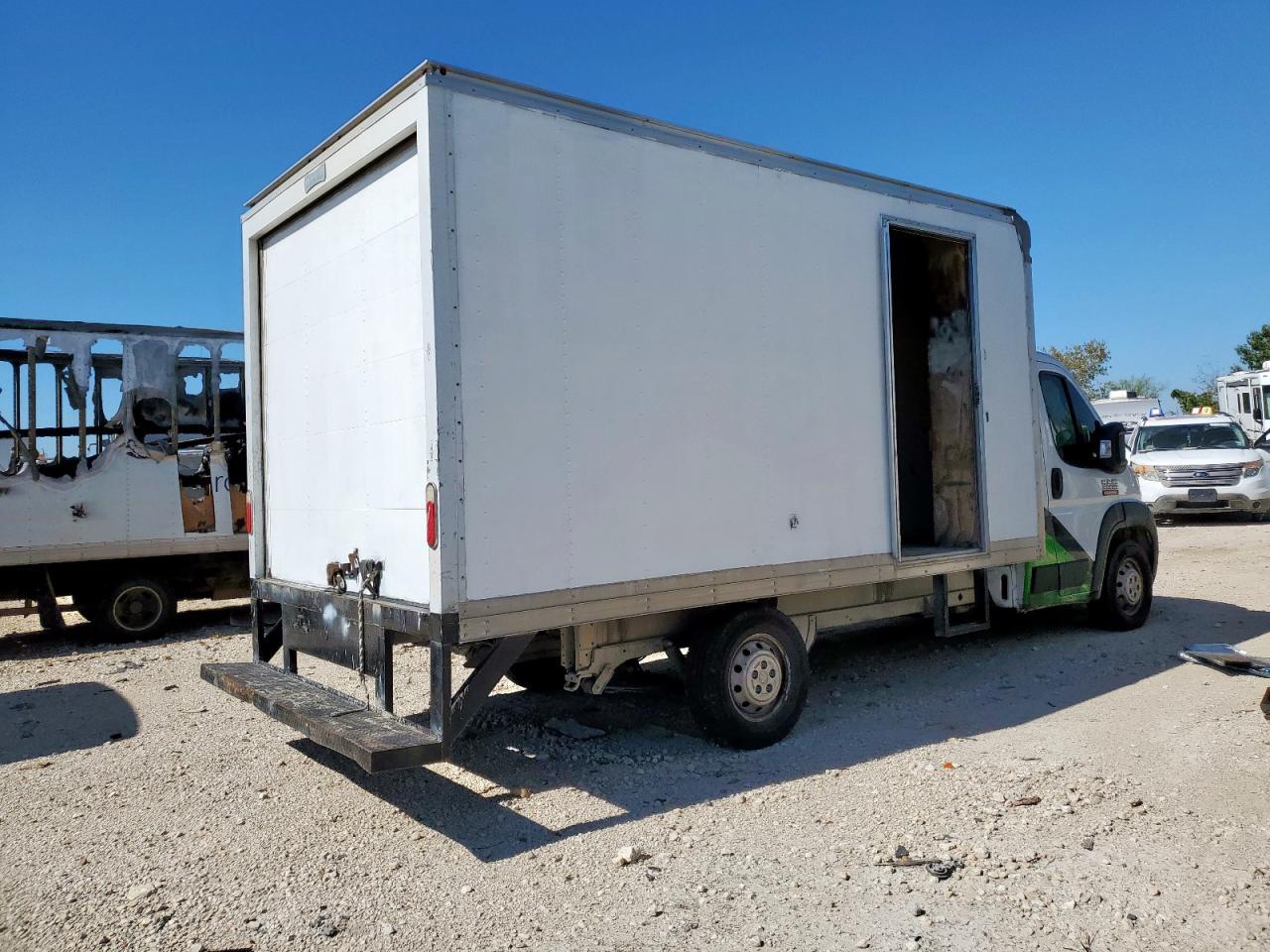 2019 Ram Promaster 3500 Box Truck - Image 3