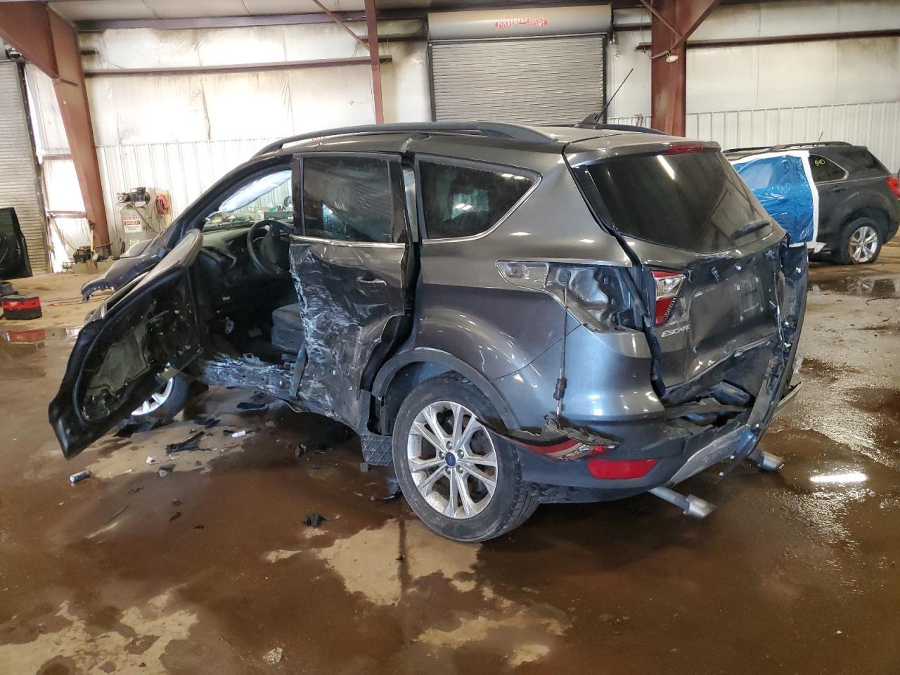 2018 Ford Escape Se - Фото 2