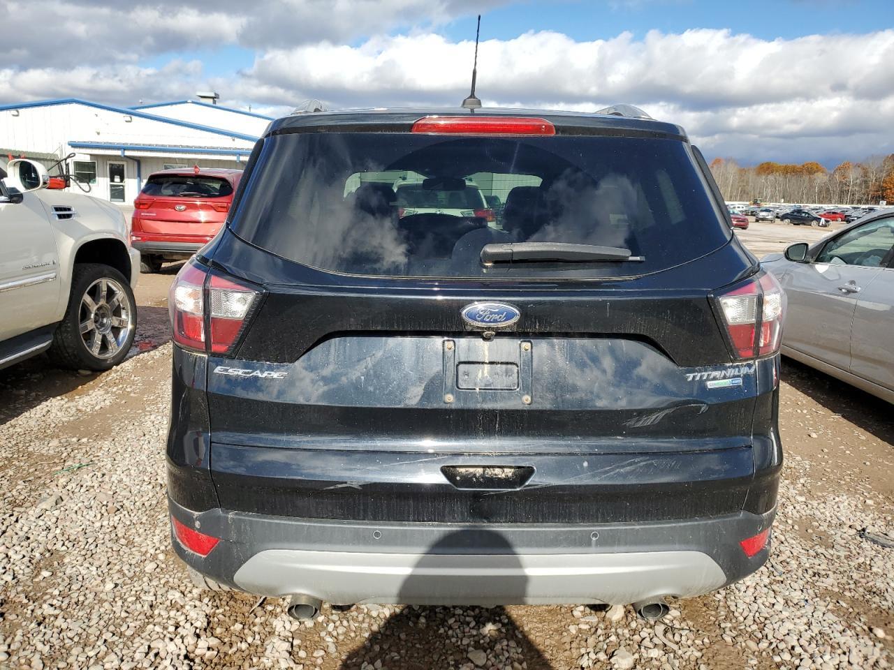2017 Ford Escape Titanium - Image 6