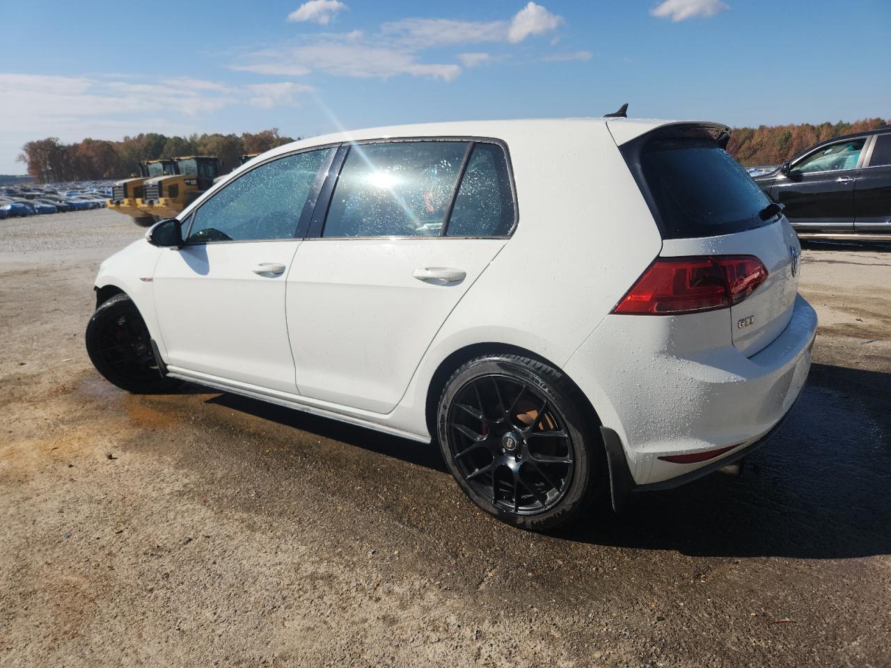 2015 Volkswagen Gti - Фото 2