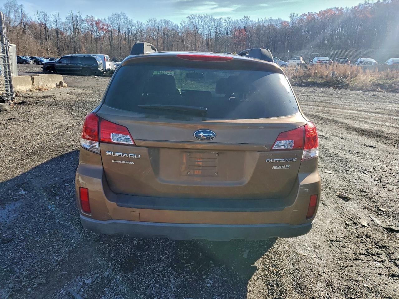 2011 Subaru Outback 2.5I Premium - Фото 6