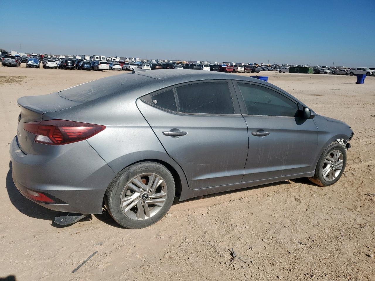 2019 Hyundai Elantra Sel - Фото 3