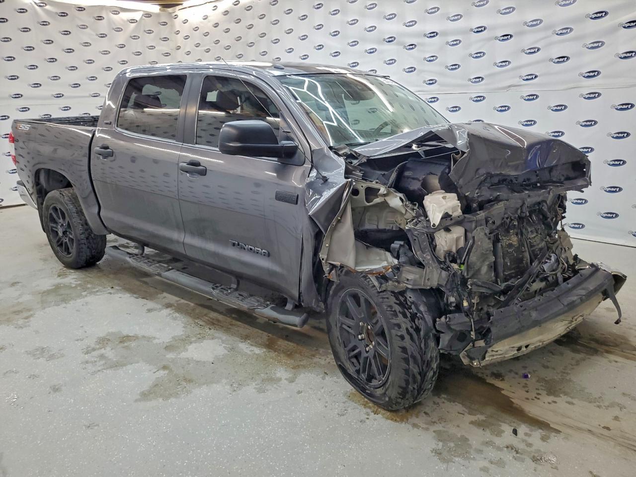 2019 Toyota Tundra Sr5 - Image 4